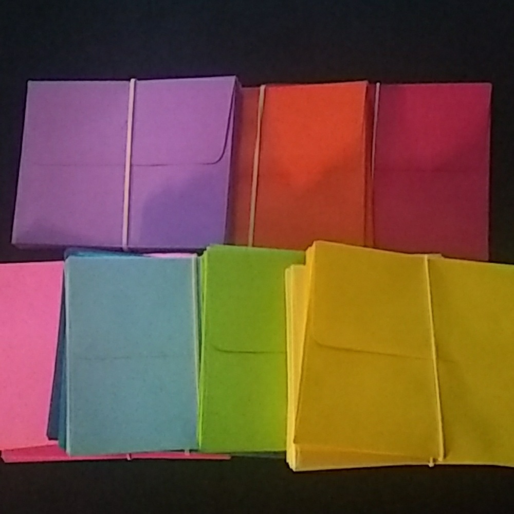 Envelops In Many Different Colors - Picture 4 of 5